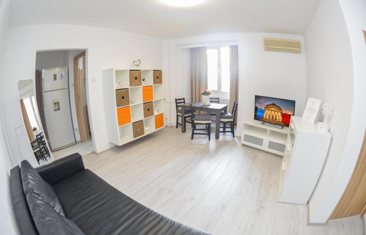 University Square Accommodation Bucureşti Ngoại thất bức ảnh