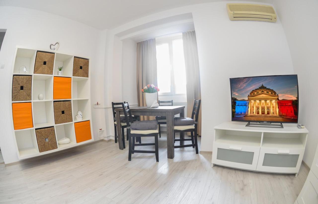 University Square Accommodation Bucureşti Ngoại thất bức ảnh