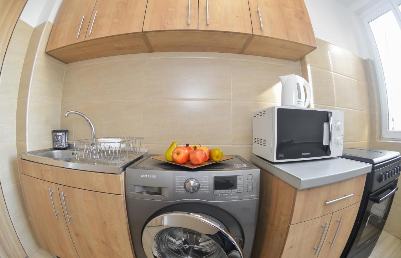 University Square Accommodation Bucureşti Ngoại thất bức ảnh